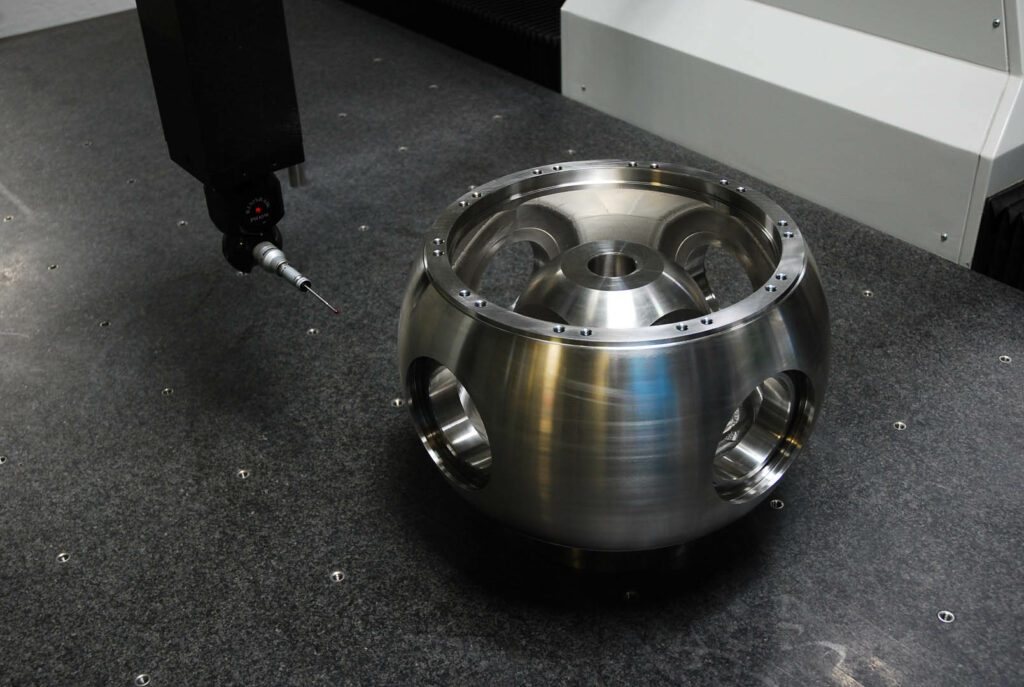 Precision CNC machining of large turbine casing for hydroelectric power station